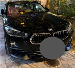 بی ئێم دەبڵیو X2